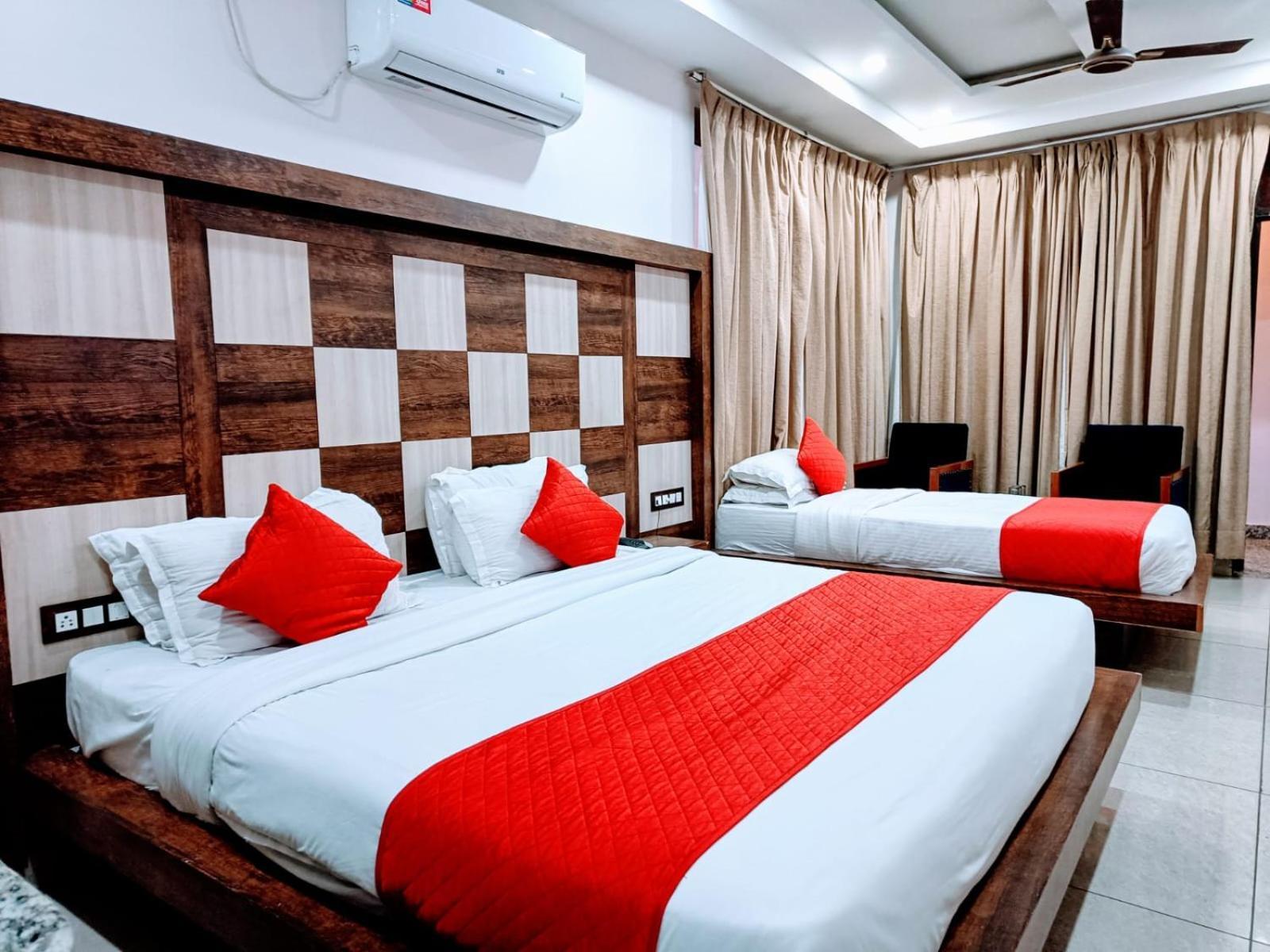 King Castle Mcleodganj-Centrally Heated And Air Cooled- Near Mall Road - Free Parking Dharamshala Dış mekan fotoğraf