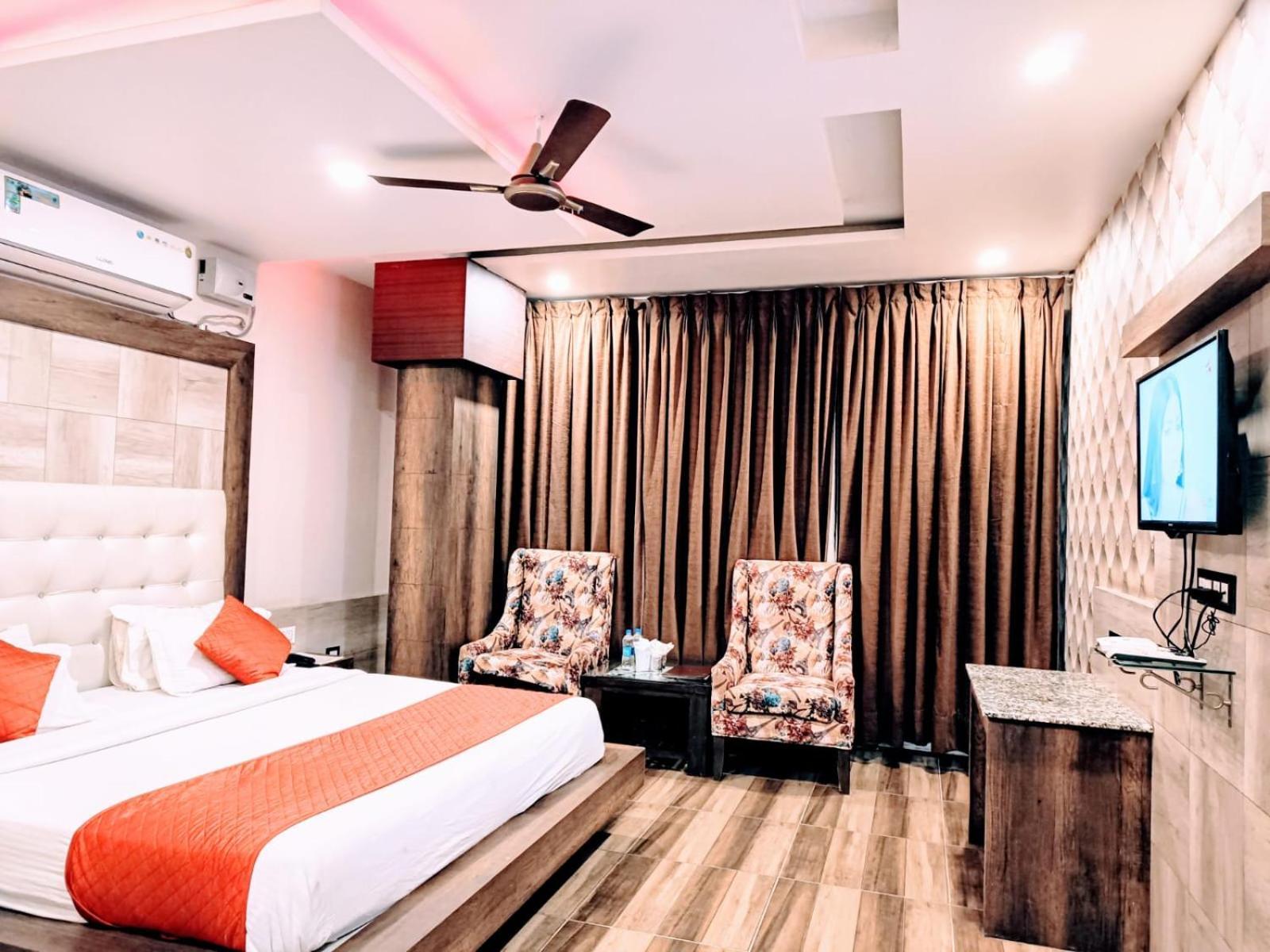 King Castle Mcleodganj-Centrally Heated And Air Cooled- Near Mall Road - Free Parking Dharamshala Dış mekan fotoğraf