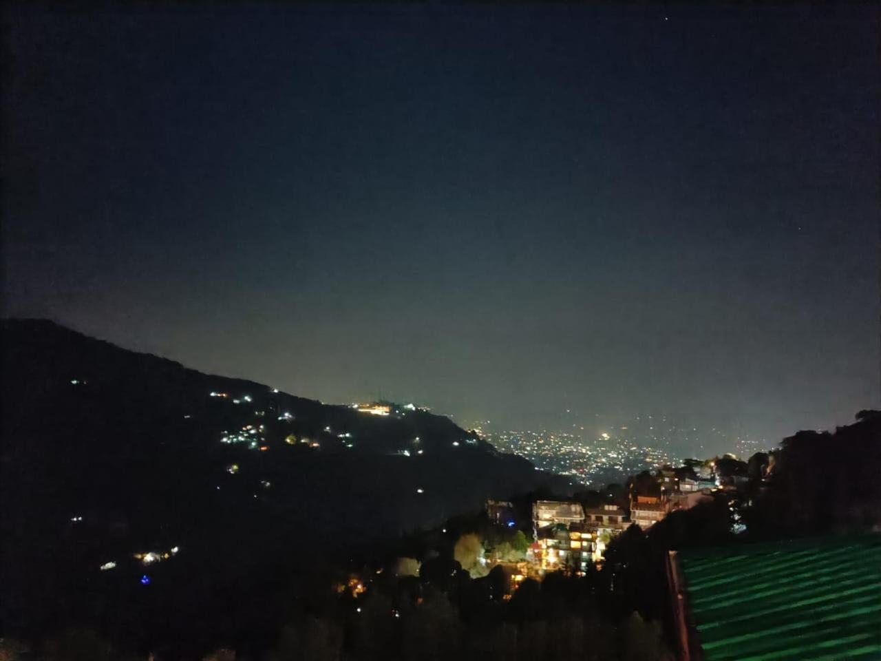 King Castle Mcleodganj-Centrally Heated And Air Cooled- Near Mall Road - Free Parking Dharamshala Dış mekan fotoğraf