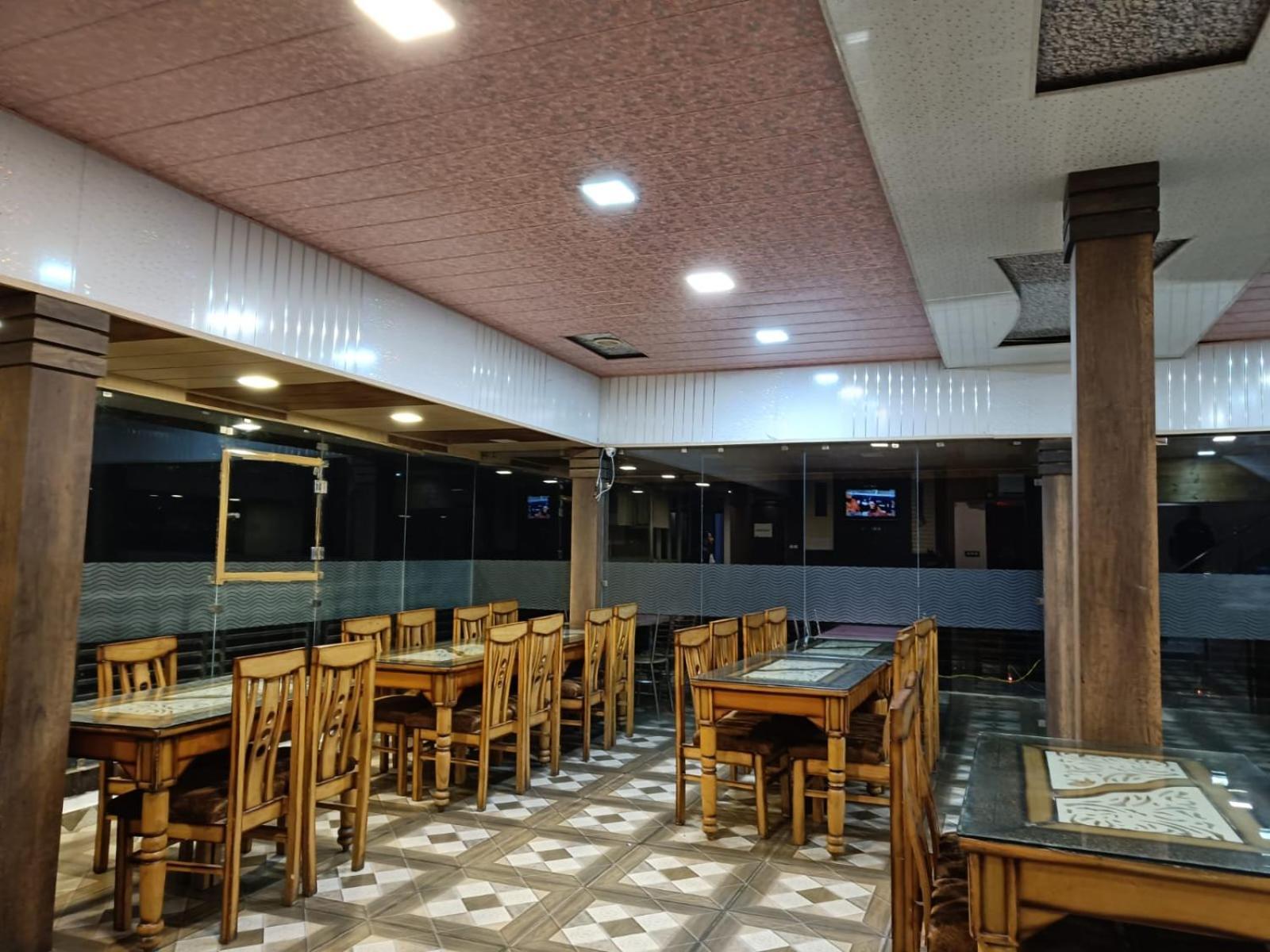 King Castle Mcleodganj-Centrally Heated And Air Cooled- Near Mall Road - Free Parking Dharamshala Dış mekan fotoğraf