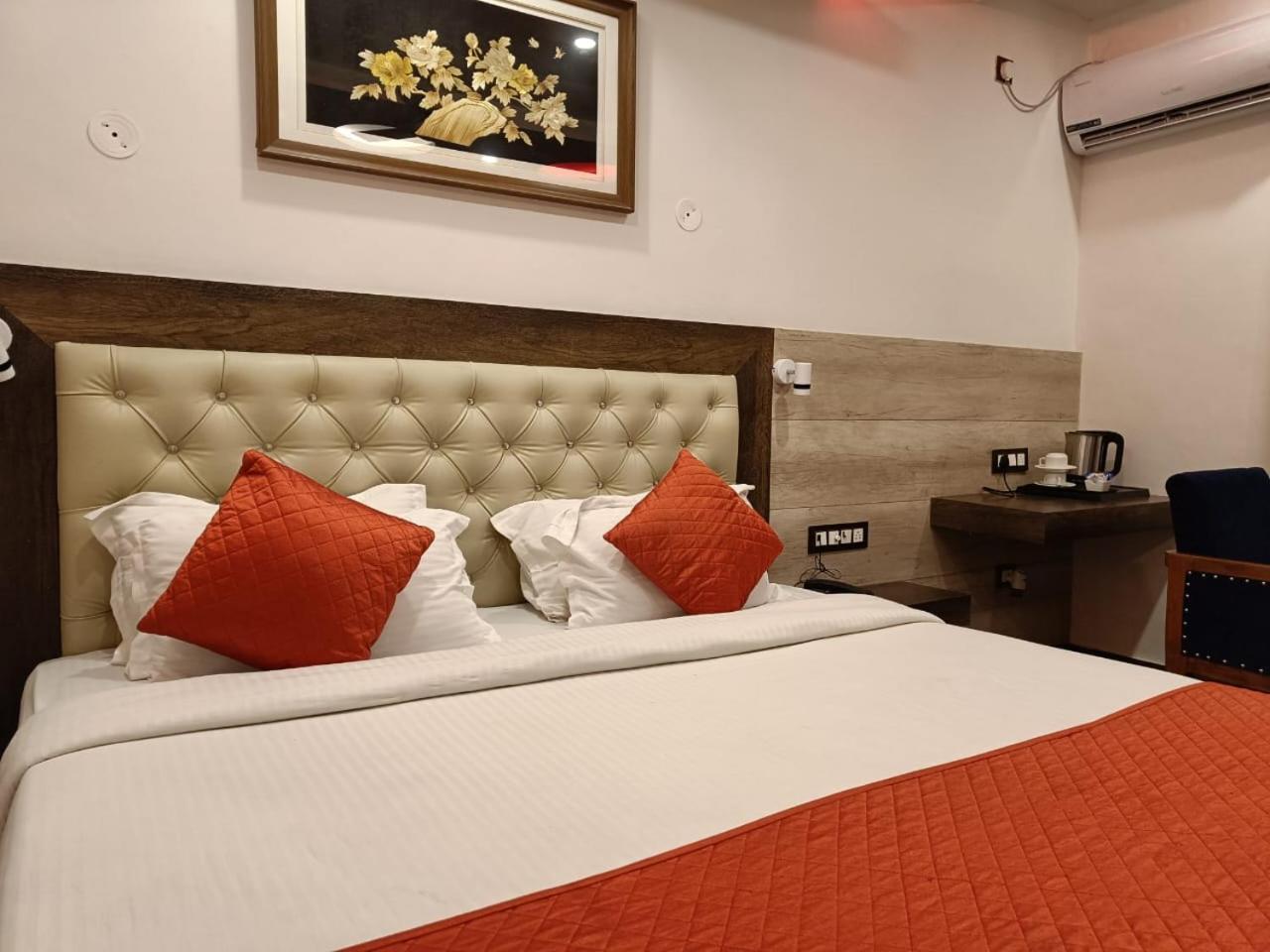 King Castle Mcleodganj-Centrally Heated And Air Cooled- Near Mall Road - Free Parking Dharamshala Dış mekan fotoğraf