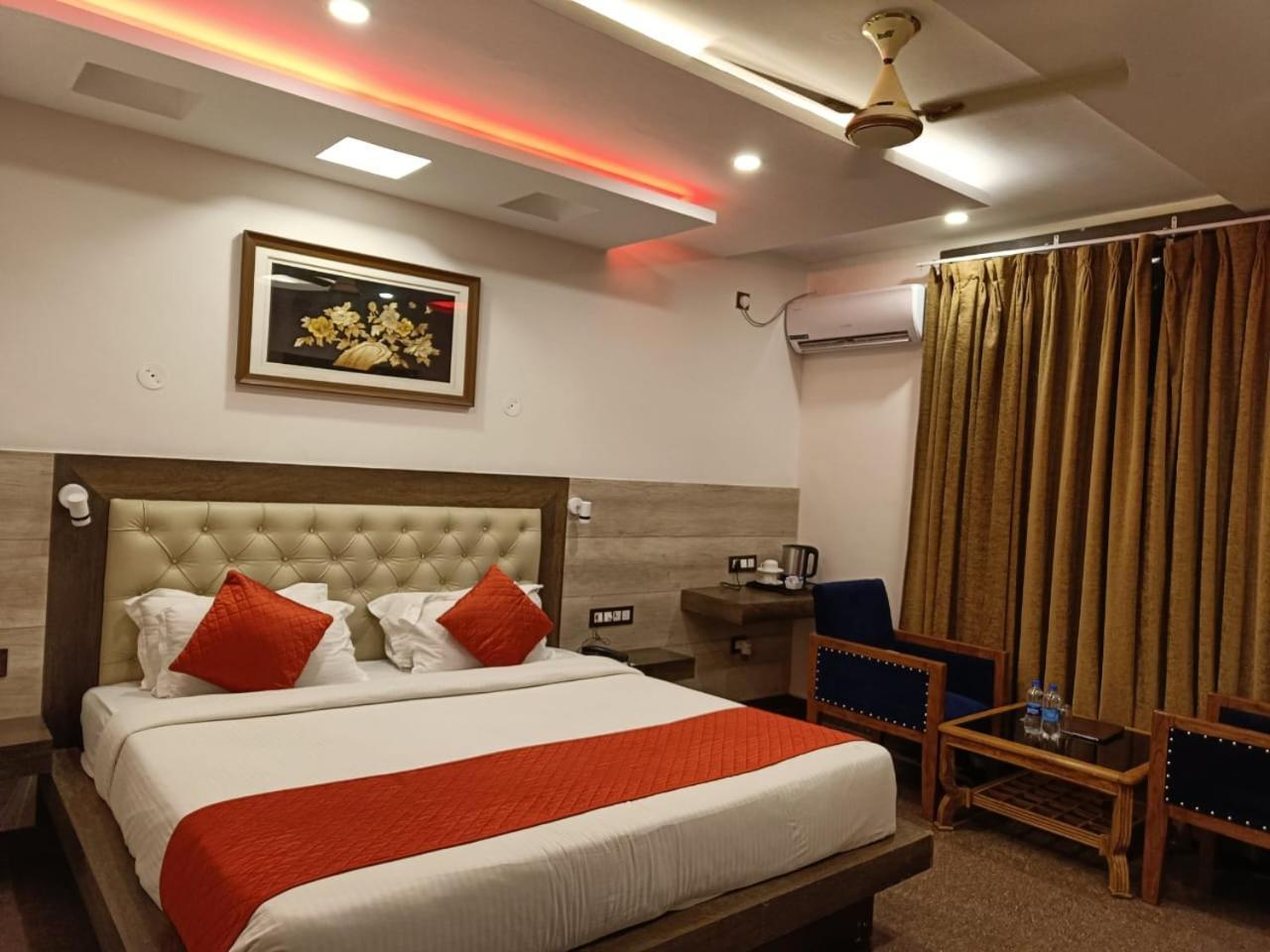King Castle Mcleodganj-Centrally Heated And Air Cooled- Near Mall Road - Free Parking Dharamshala Dış mekan fotoğraf