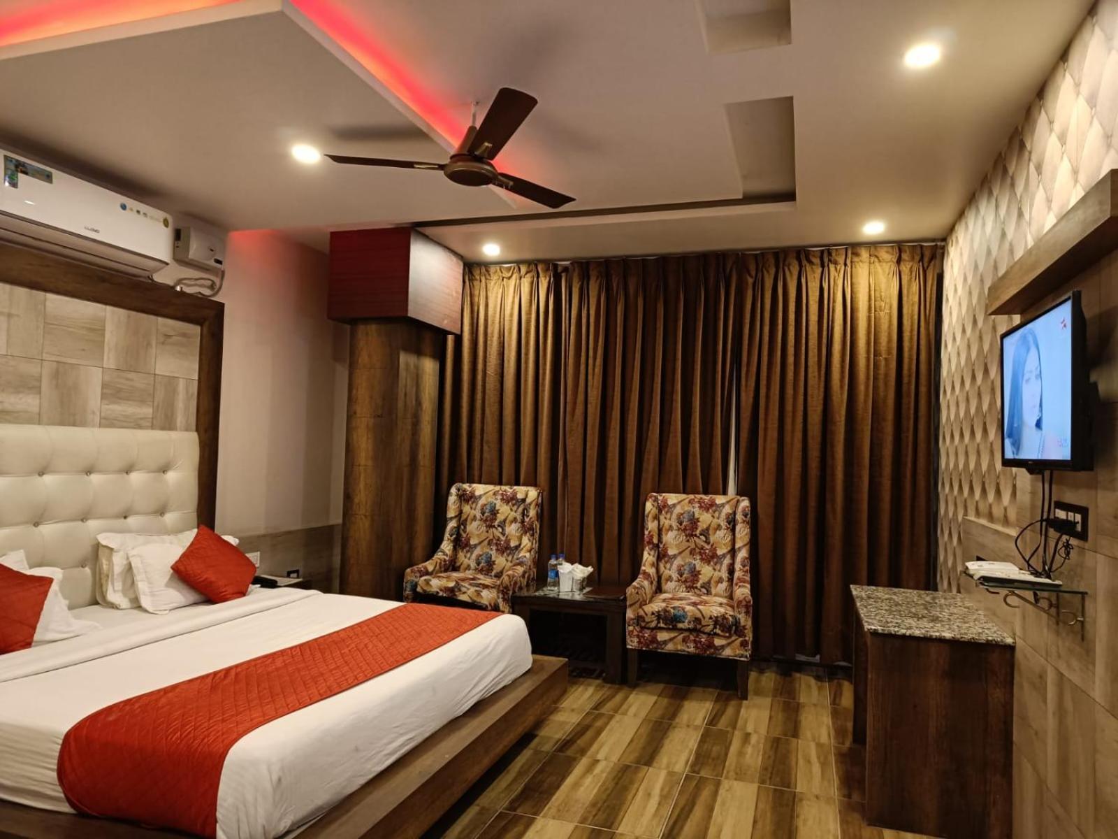 King Castle Mcleodganj-Centrally Heated And Air Cooled- Near Mall Road - Free Parking Dharamshala Dış mekan fotoğraf